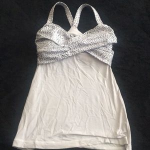 Light purple lululemon top